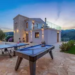 Tila By Villa