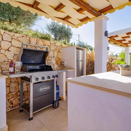 Villa Tila By