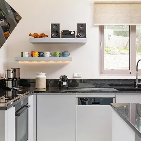 Tila By فيلة Agnítsini