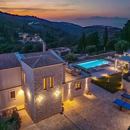 Villa Tila By Agnítsini